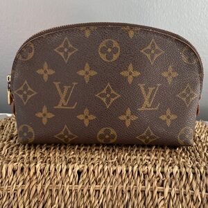 Louis Vuitton Monogram Trousse Demi Ronde Cosmetic Pouch